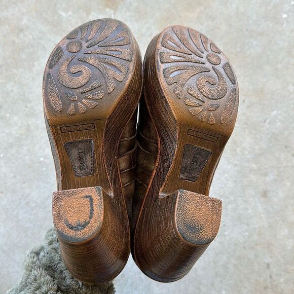 Born Haddon Clog Metallic Bronze Distress Shoes Women’s Size 8.5 - Picture 9 of 10